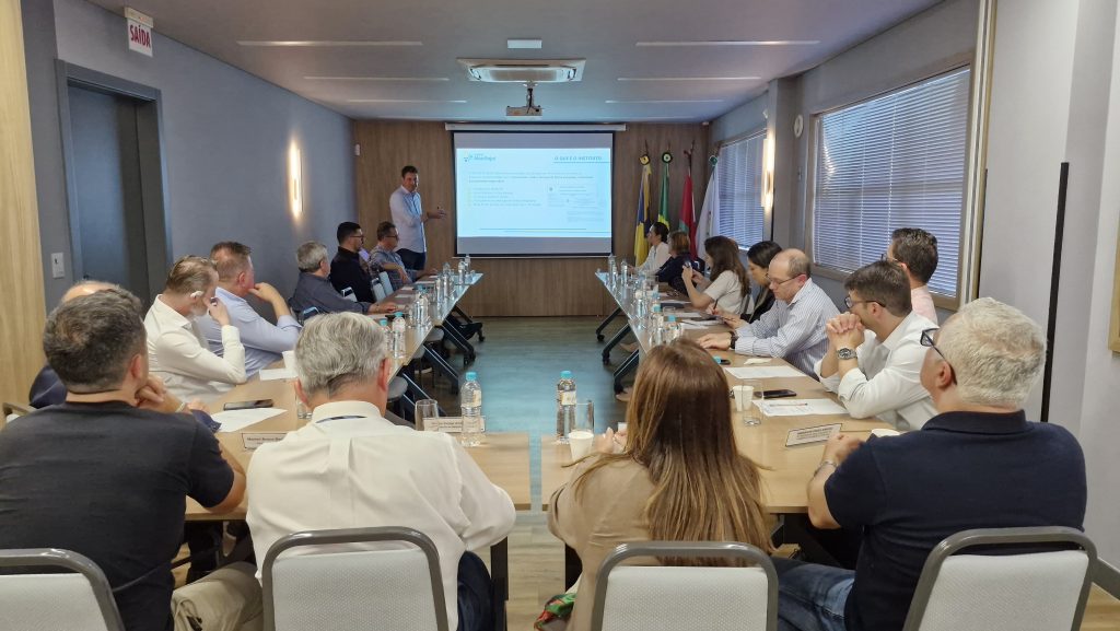 Diretoria Executiva da ACII reunião em Reunião Plenária na entidade.